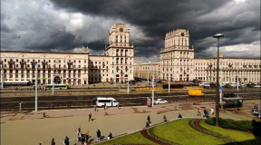 «Не надо к нам переезжать. Вдруг потом придут войска освобождать вас от нас»