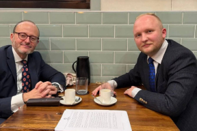 Іспанія прызнае пратэрмінаваныя пашпарты беларусаў