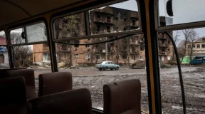 Война, 13 марта. Атака на рейсовый автобус в Харькове. Очередной подарок Трампа Путину — «В Кремле водка полилась рекой»