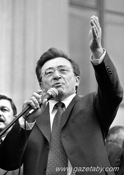 Беларусь. Совершеннолетие. Год 2001-й